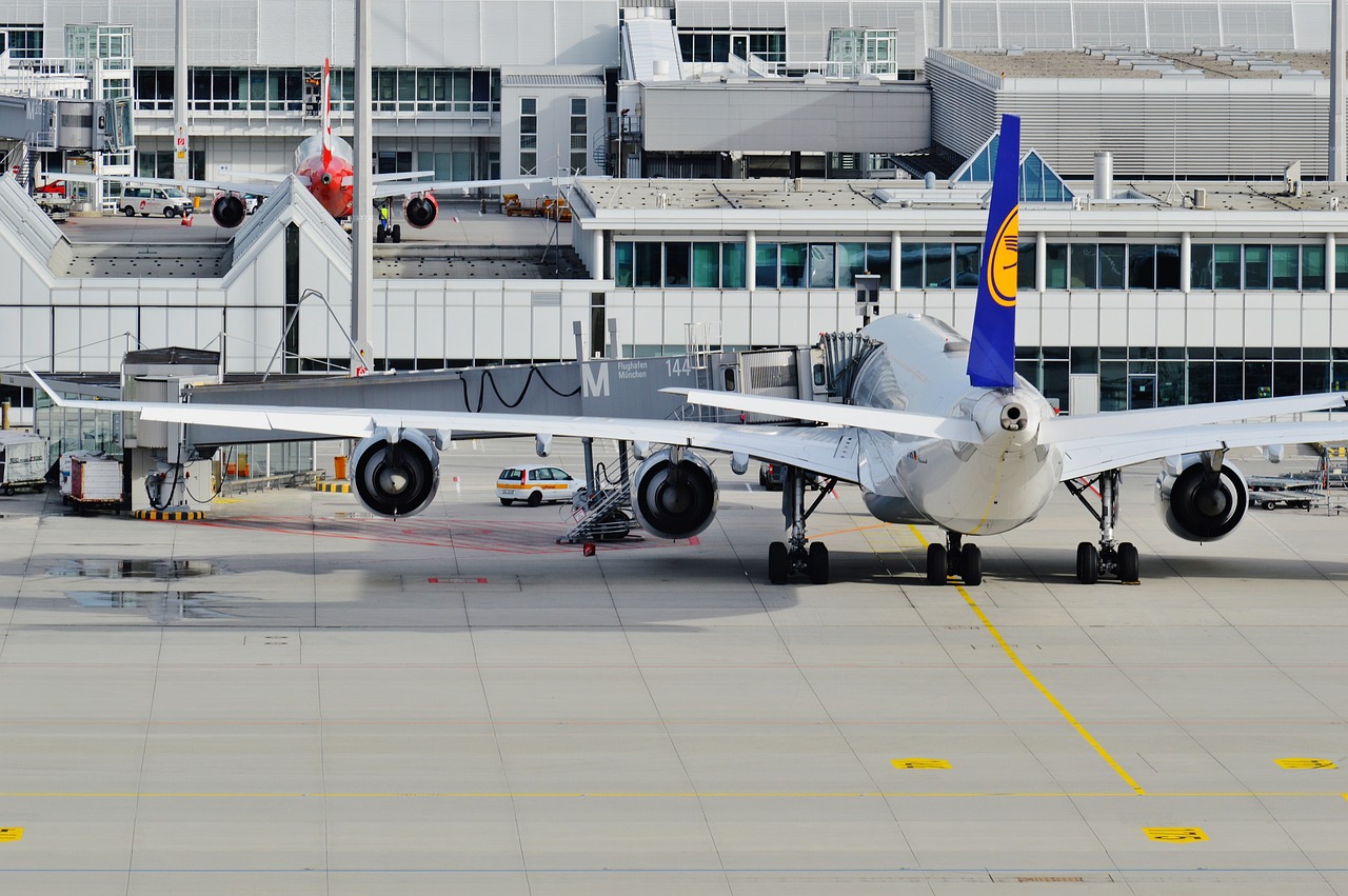 全球航空安全面临严峻挑战，最新空难资讯汇总