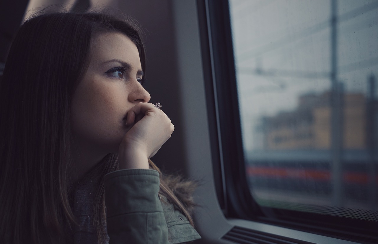 男生打女生屁股动漫，独特文化现象探究