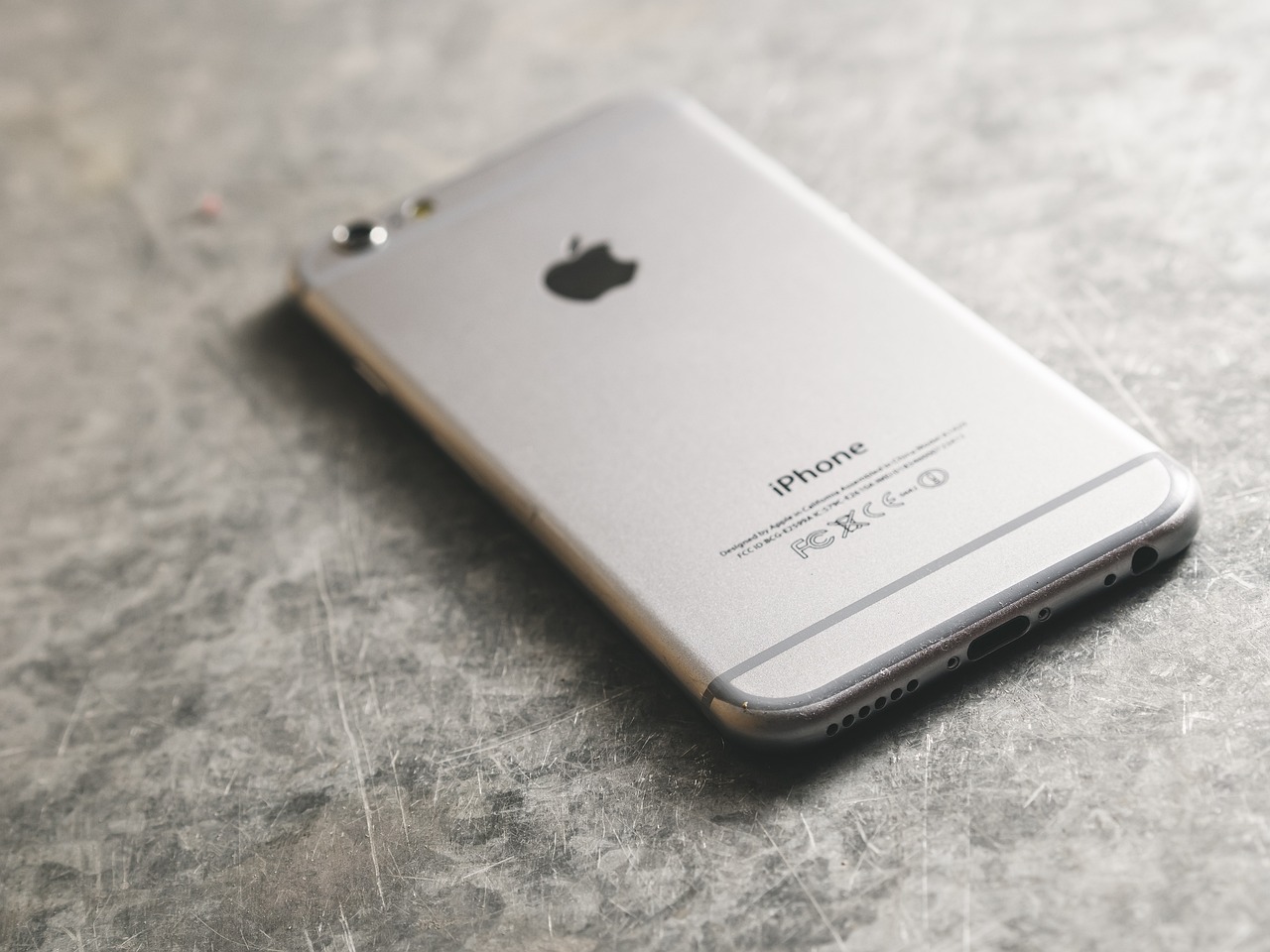 苹果iPhone 4最新系统深度体验与评测