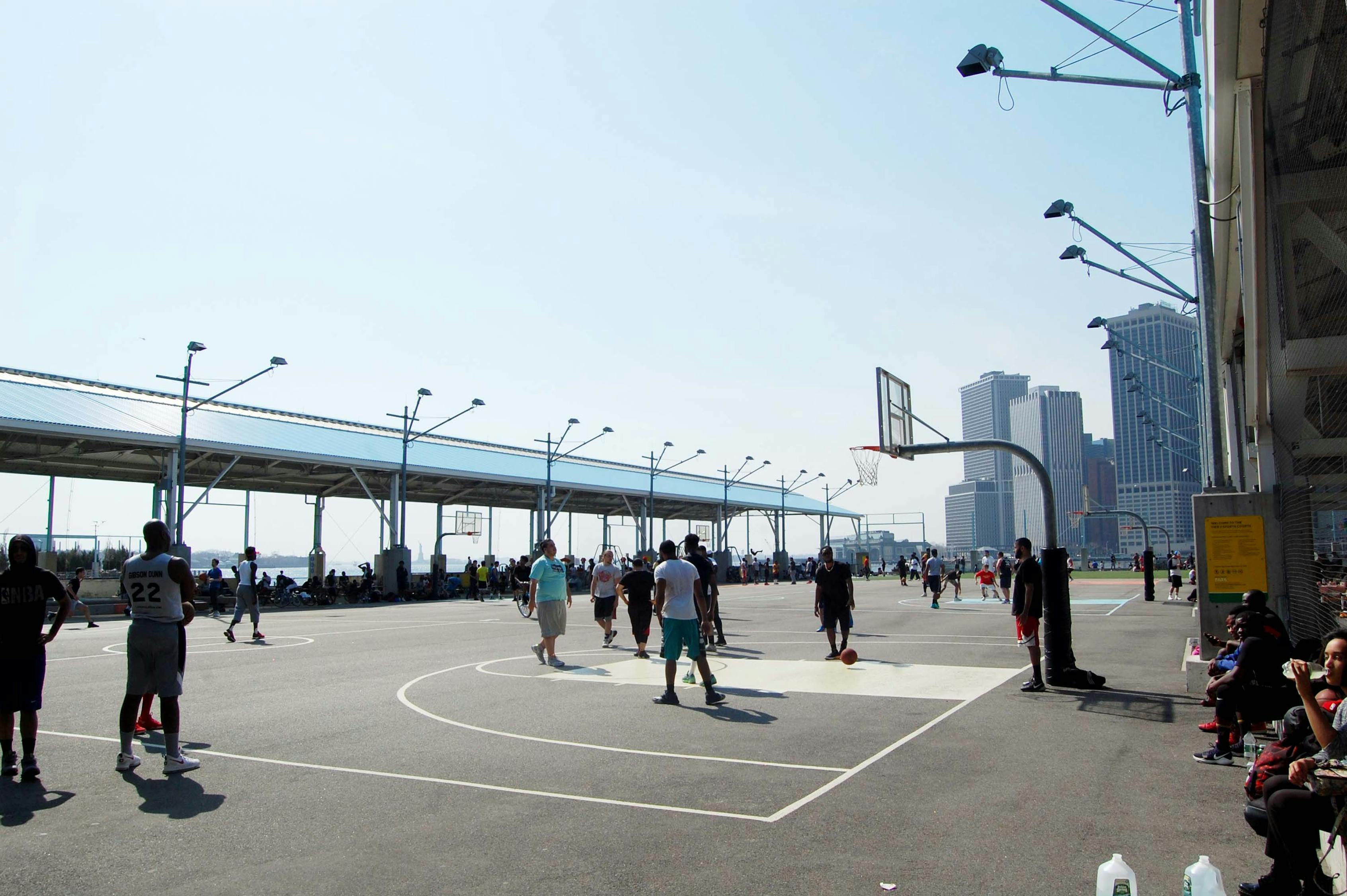 东京电视塔，现代都市的历史地标与文化象征