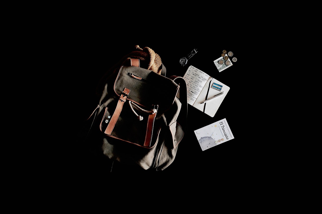 秋霞电影，光影中的情感与历史的交织之旅