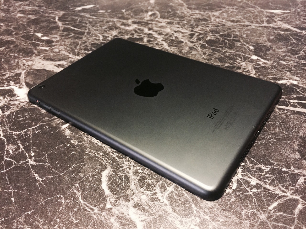 揭秘苹果平板电脑发展历程，iPad 2上市年份回顾